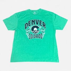 Point light green Denver Colorado Large size (width 23in, length 26in) T shirt